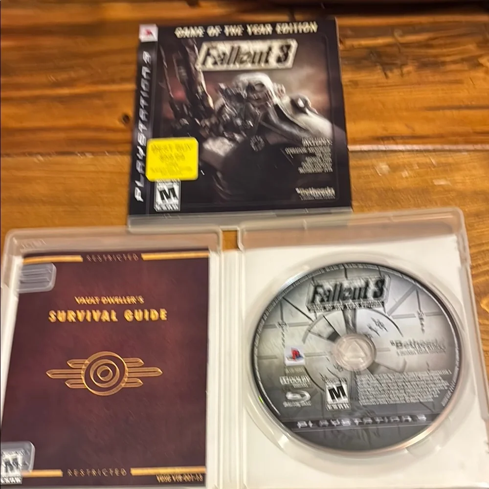 Sony PlayStation 3 Fallout 3 Game of the Year Edition - Black and Gray